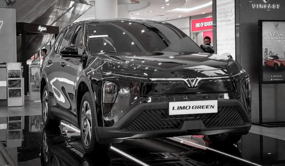 Giá xe ô tô điện vinfast 7 chỗ